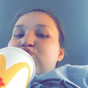 Meet your Posher, Dana